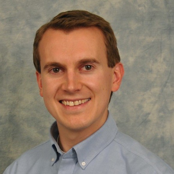 Robert Panas Headshot